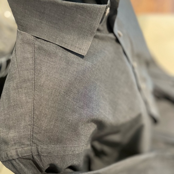 The Tie Bar Men’s Dress Shirt Standard Fit - Picture 5 of 7